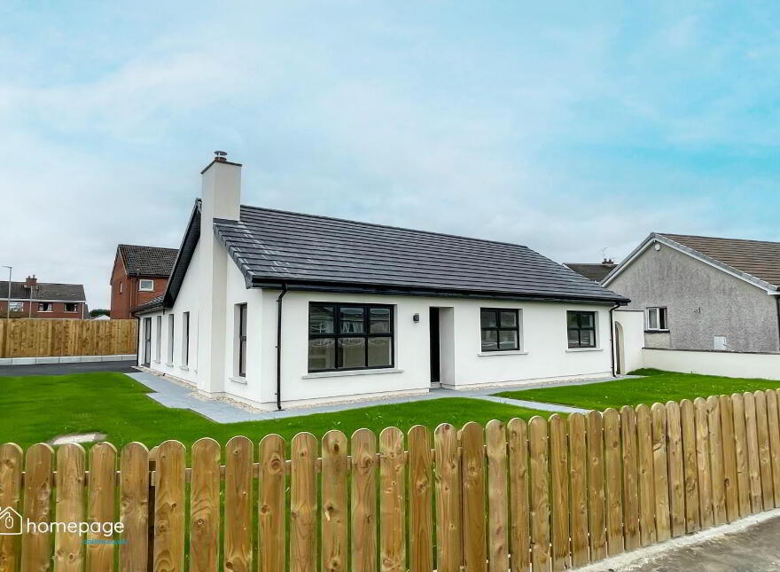 68 Castle Park, Limavady, BT49 0SB photo