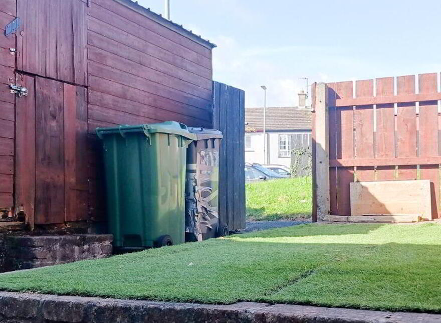 305 Mullacreevie Park, Armagh, BT60 4BE