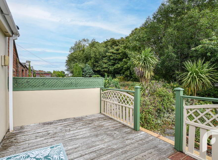 9 Glenville Road, Whiteabbey, Newtownabbey, BT37 0TA