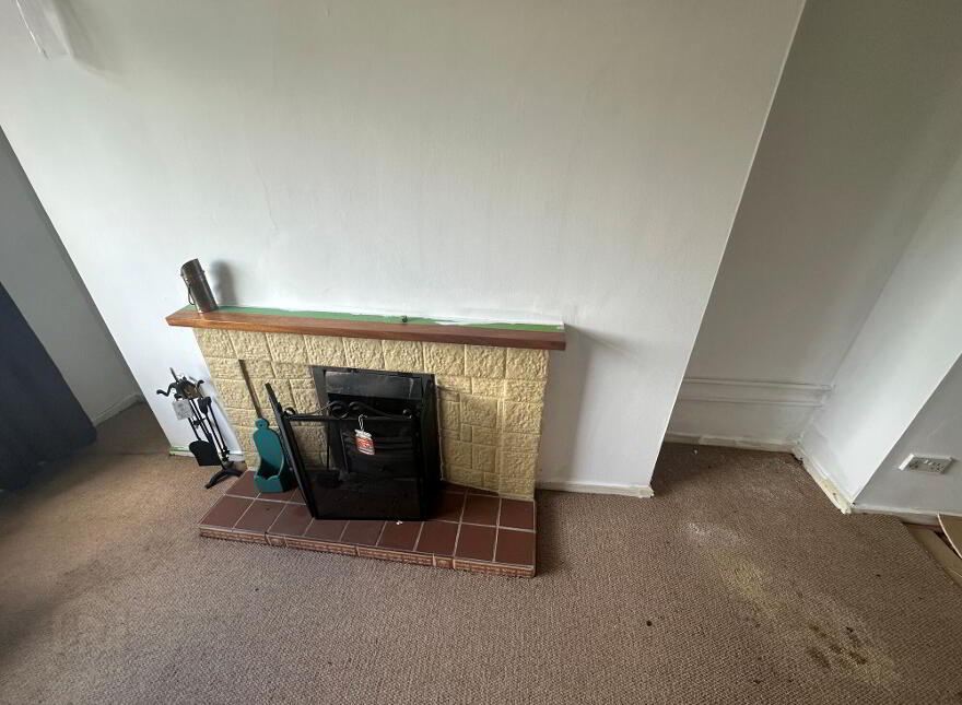 10 Holm Terrace, Dromore, BT25 1HN