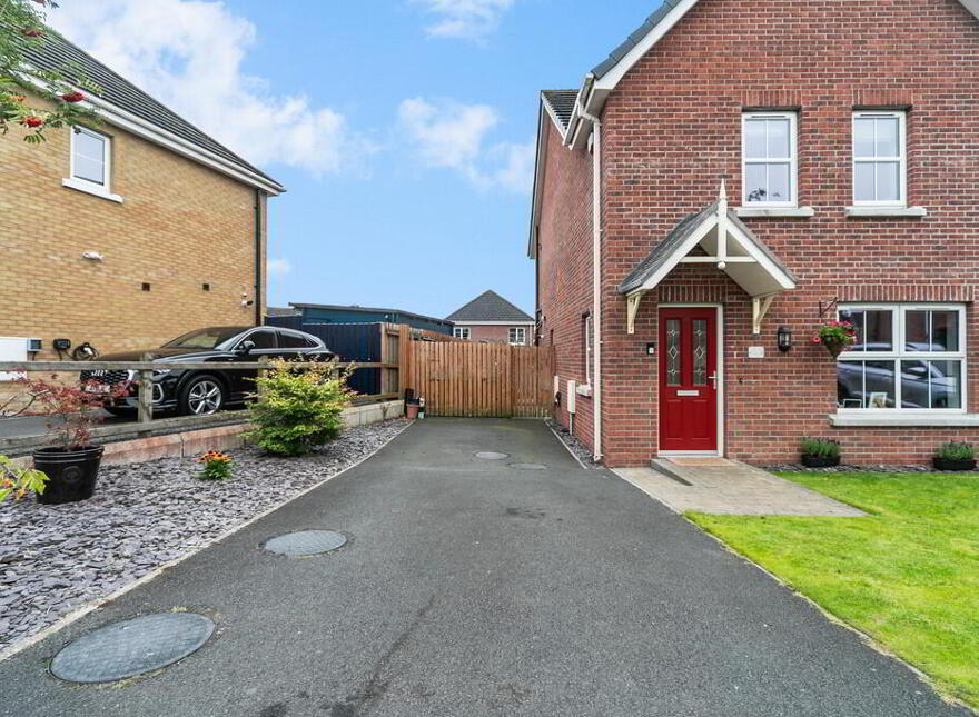 3 Ayrshire Meadows, Lisburn, BT28 2DU