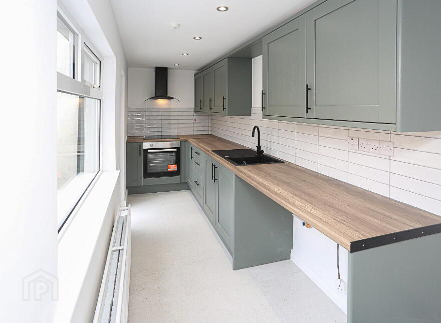 2 Wayland Street, Belfast, BT5 5GU