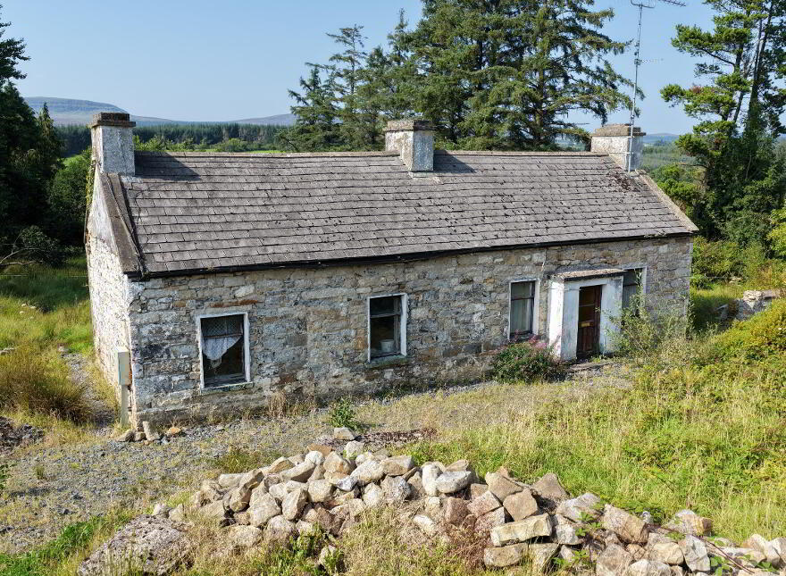 Derrinkeher, Aghacashel, Carrick-On-Shannon, N41HY79