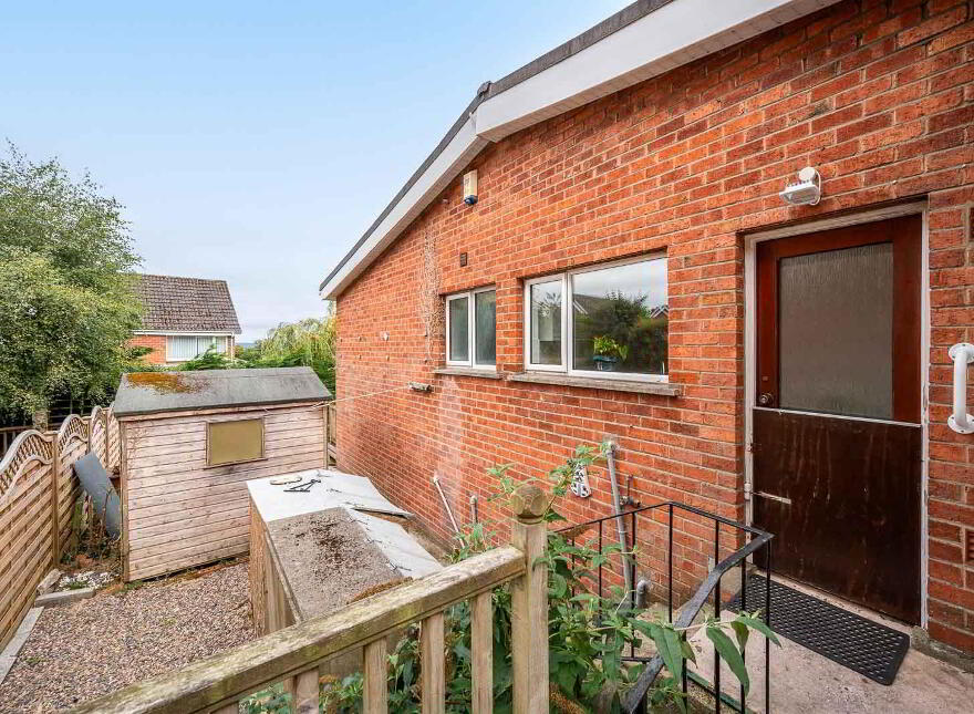 5 Kintyre Avenue, Holywood, BT18 0LY