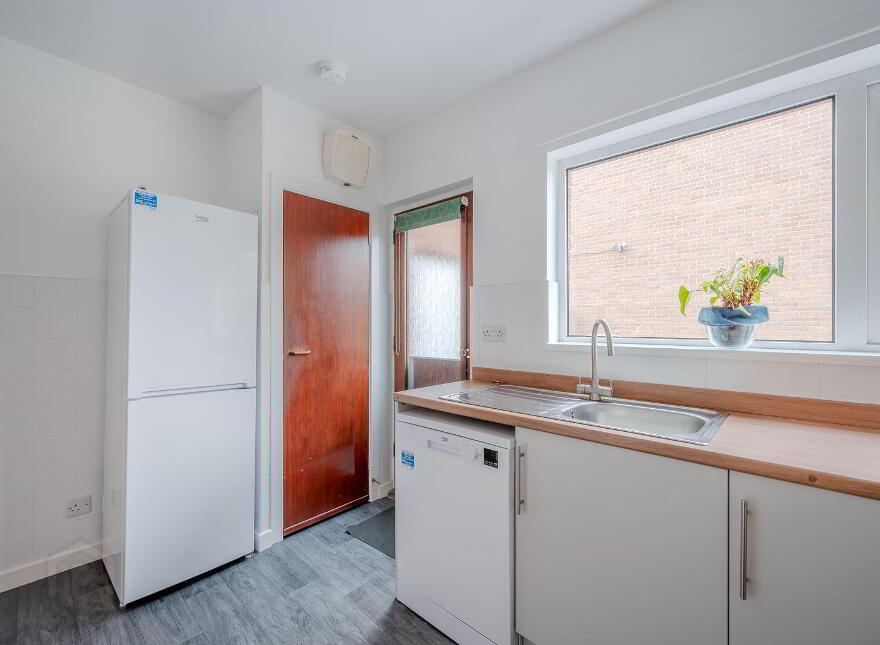 5 Kintyre Avenue, Holywood, BT18 0LY