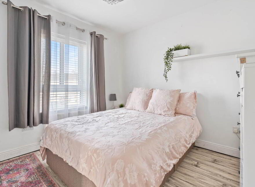 15 Abbey Park, Manorcunningham, F92D324