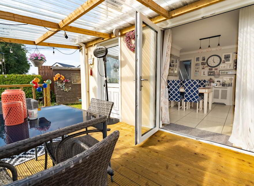 15 Abbey Park, Manorcunningham, F92D324