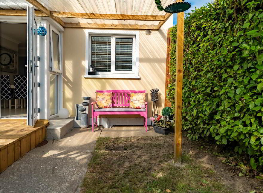 15 Abbey Park, Manorcunningham, F92D324
