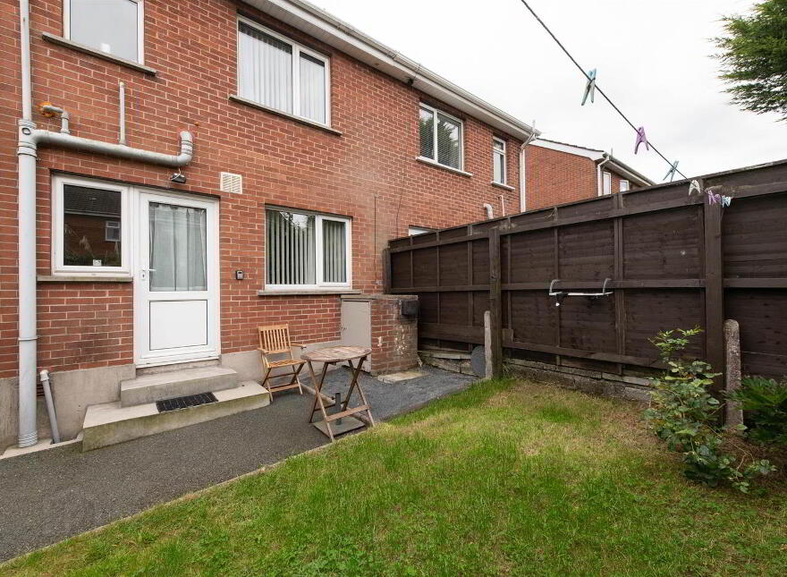 5 Muskett Drive, Carryduff, Belfast, BT8 8QN