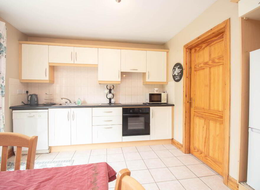 42 Ard Dun, Kingscourt, A82K822