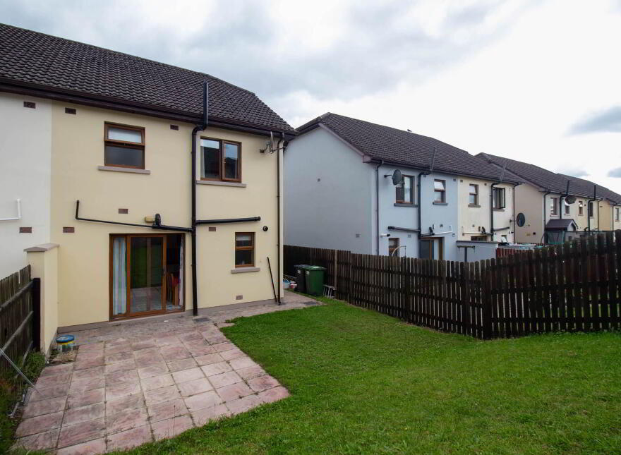 42 Ard Dun, Kingscourt, A82K822