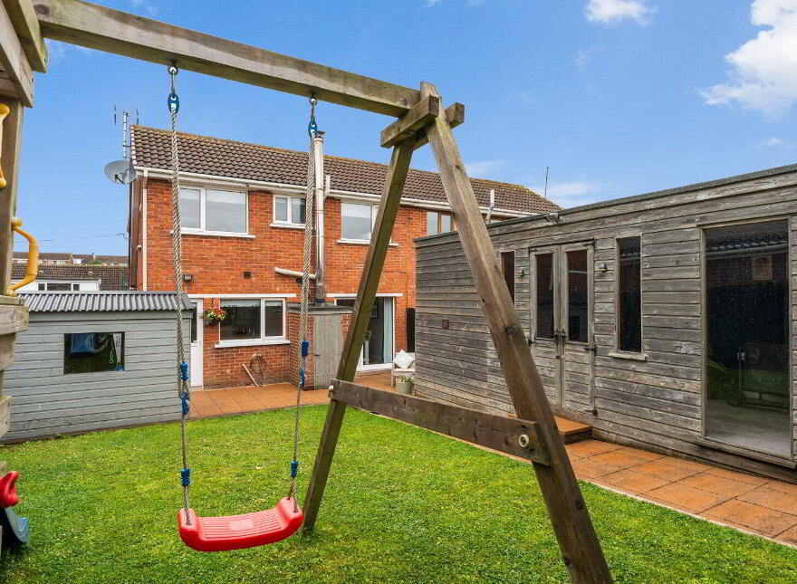 27 Dermott Park, Comber, Newtownards, BT23 5JQ