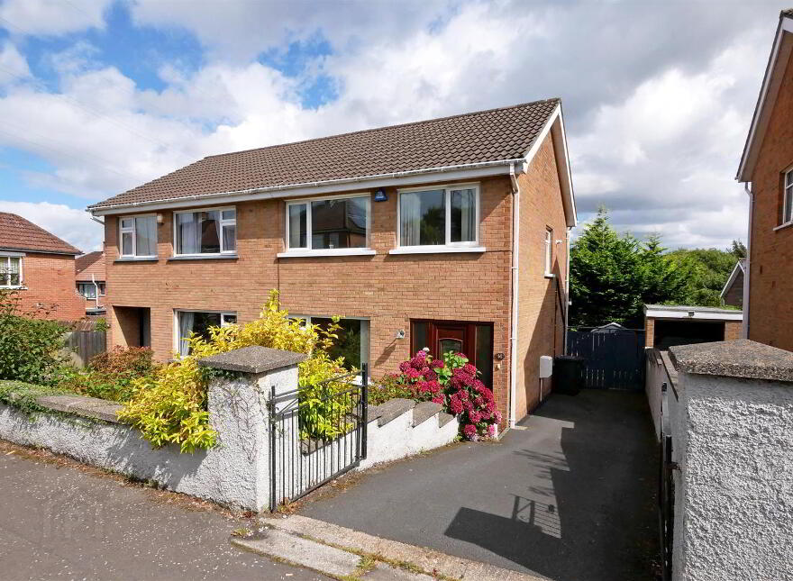 18 Burnside Avenue, Saintfield Road, Belfast, BT8 6HW