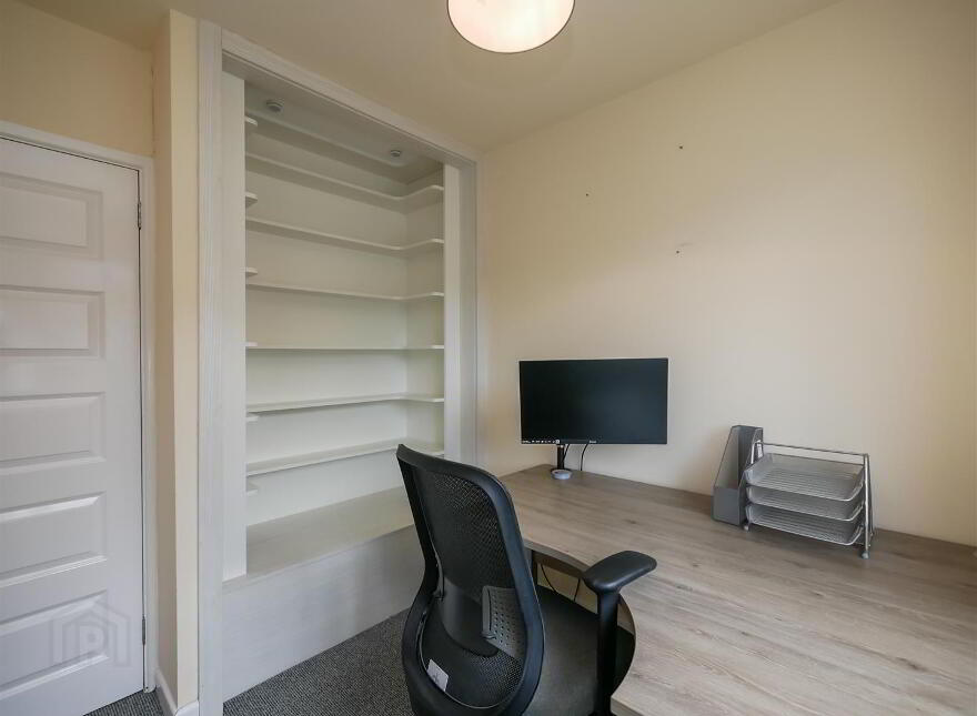 18 Burnside Avenue, Saintfield Road, Belfast, BT8 6HW