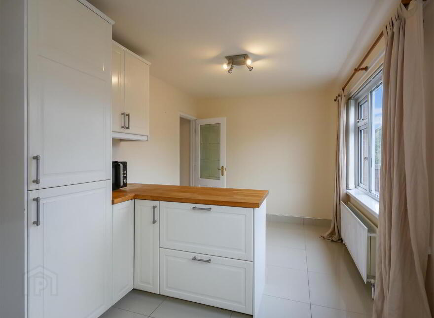 18 Burnside Avenue, Saintfield Road, Belfast, BT8 6HW