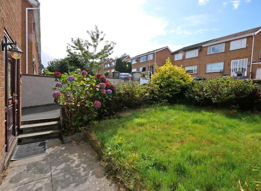 18 Burnside Avenue, Saintfield Road, Belfast, BT8 6HW