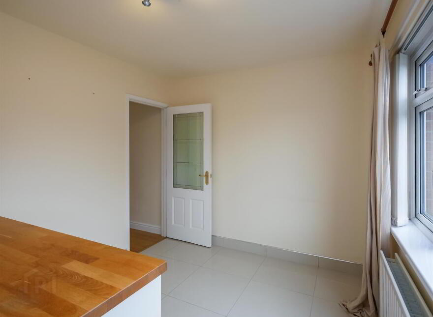 18 Burnside Avenue, Saintfield Road, Belfast, BT8 6HW