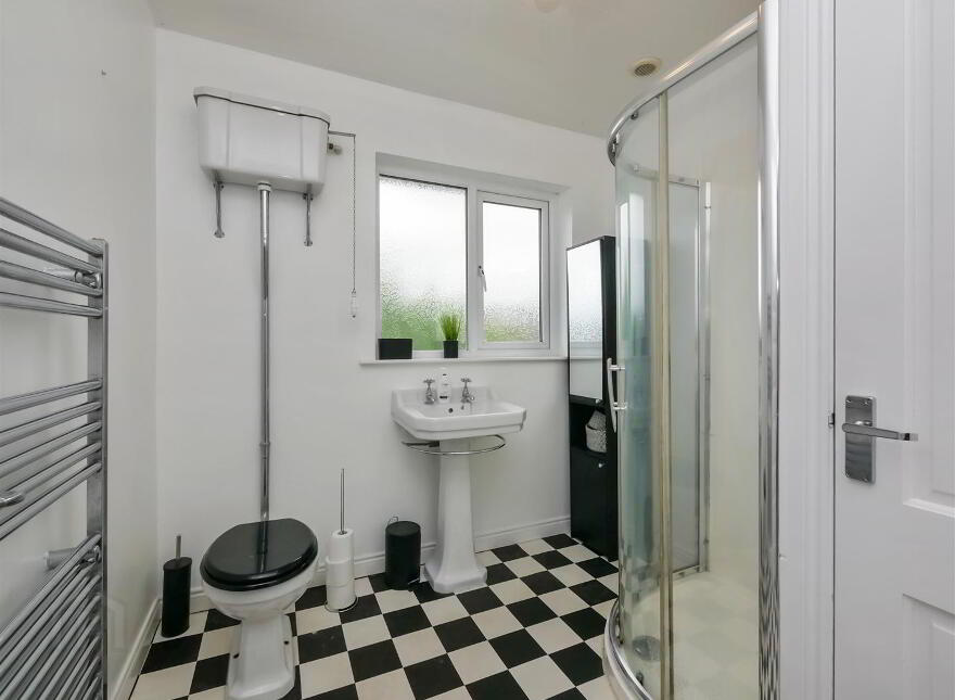 18 Burnside Avenue, Saintfield Road, Belfast, BT8 6HW
