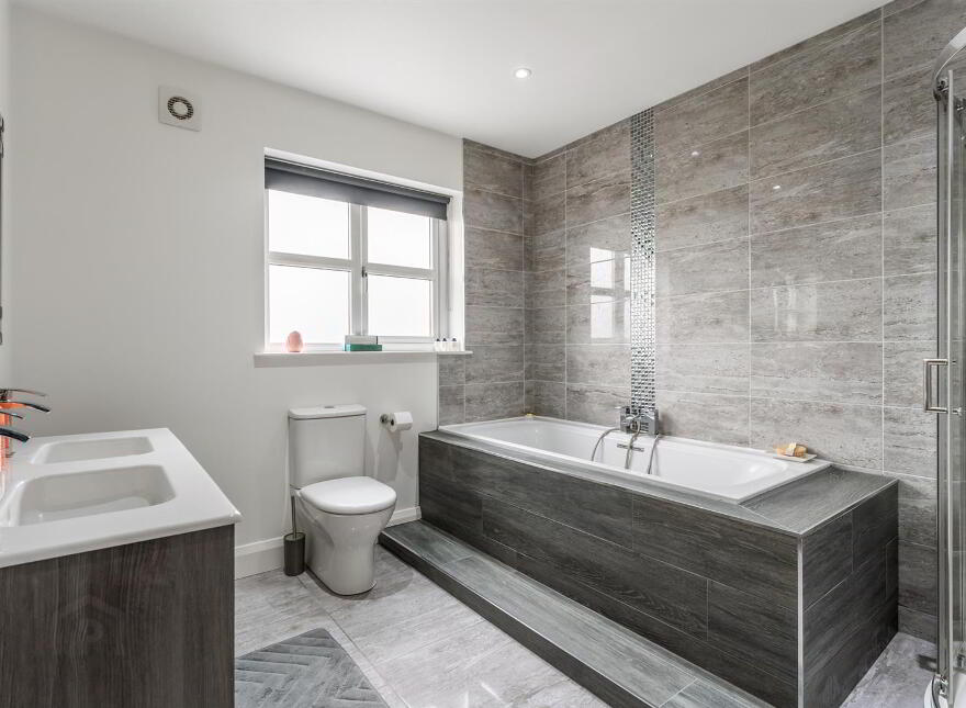 1 Drumfad Park, Millisle, BT22 2GX