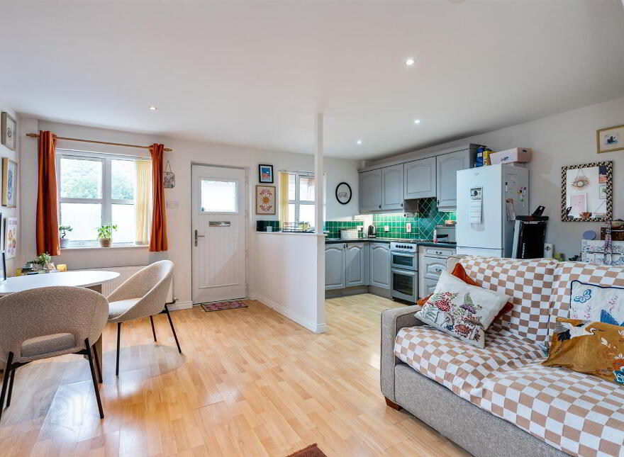 31 Whitethorn Avenue, Newtownards, BT23 8WT