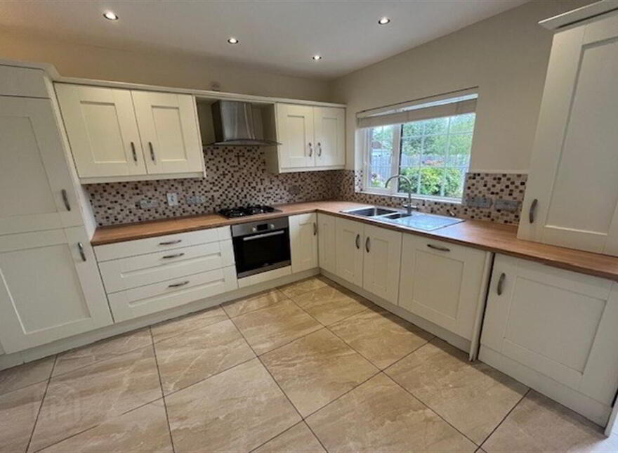 Flat 3, 32a Deramore Park, Malone Road, Belfast, BT9 5JU