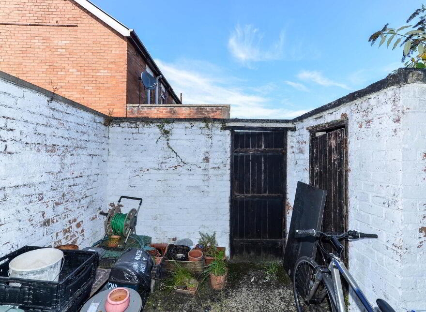 35 Oakdene Parade, Belfast, BT4 1LB