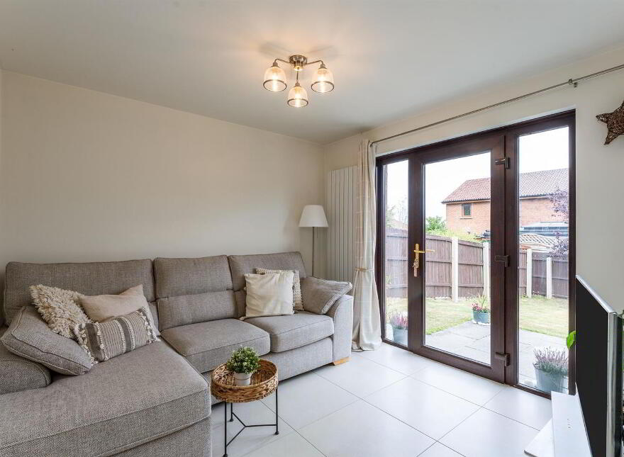33 Lord Wardens Grange, Bangor, BT19 1YN