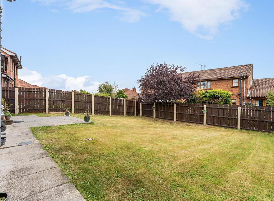 33 Lord Wardens Grange, Bangor, BT19 1YN
