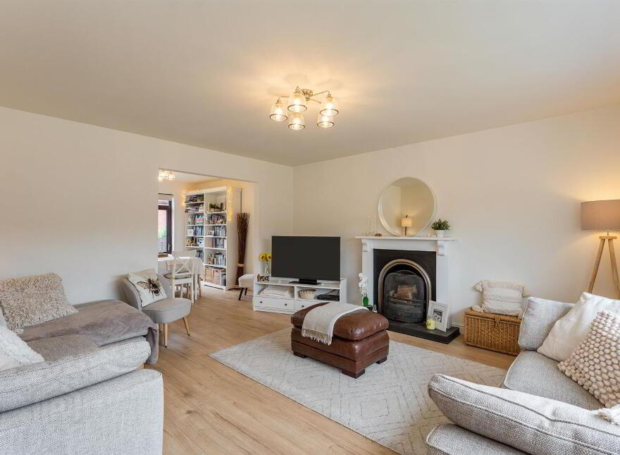 33 Lord Wardens Grange, Bangor, BT19 1YN