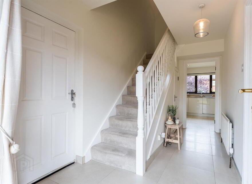 33 Lord Wardens Grange, Bangor, BT19 1YN