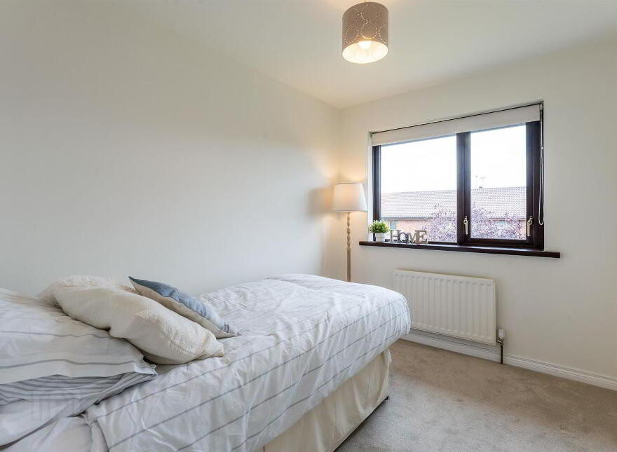 33 Lord Wardens Grange, Bangor, BT19 1YN