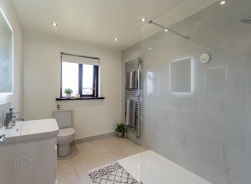 33 Lord Wardens Grange, Bangor, BT19 1YN