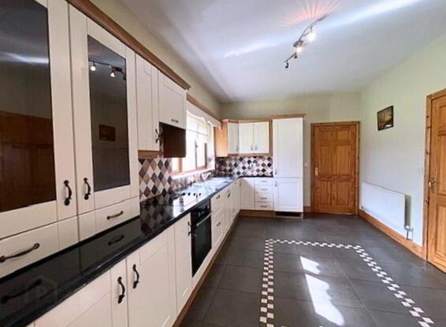 26 Hillcrest, Mayfield, Claremorris, F12A7N5