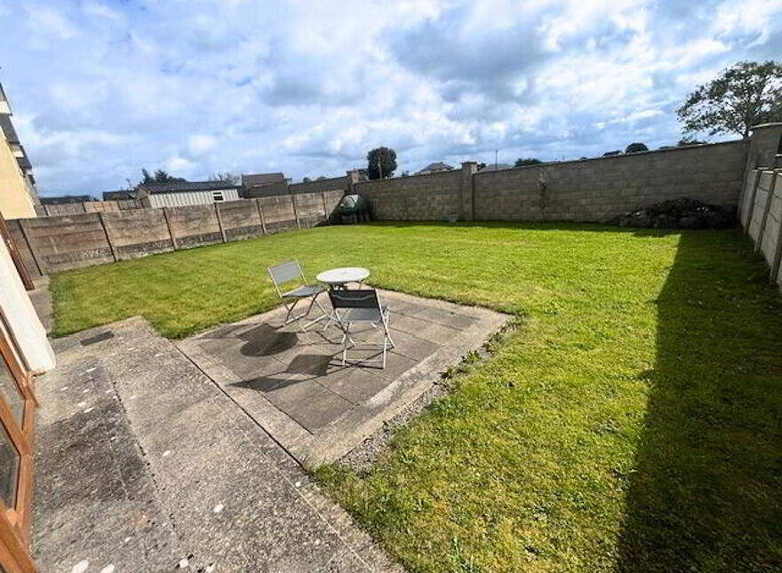 26 Hillcrest, Mayfield, Claremorris, F12A7N5