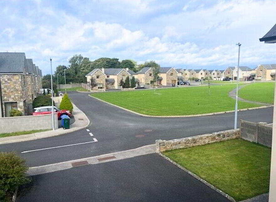 26 Hillcrest, Mayfield, Claremorris, F12A7N5