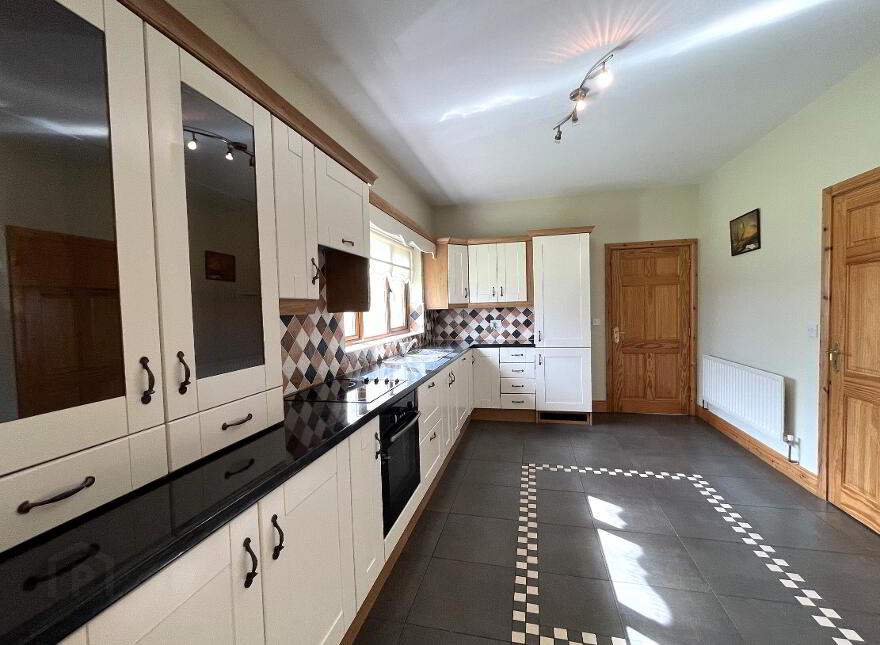 26 Hillcrest, Mayfield, Claremorris, F12A7N5