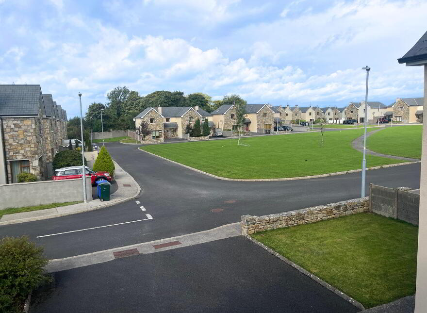 26 Hillcrest, Mayfield, Claremorris, F12A7N5