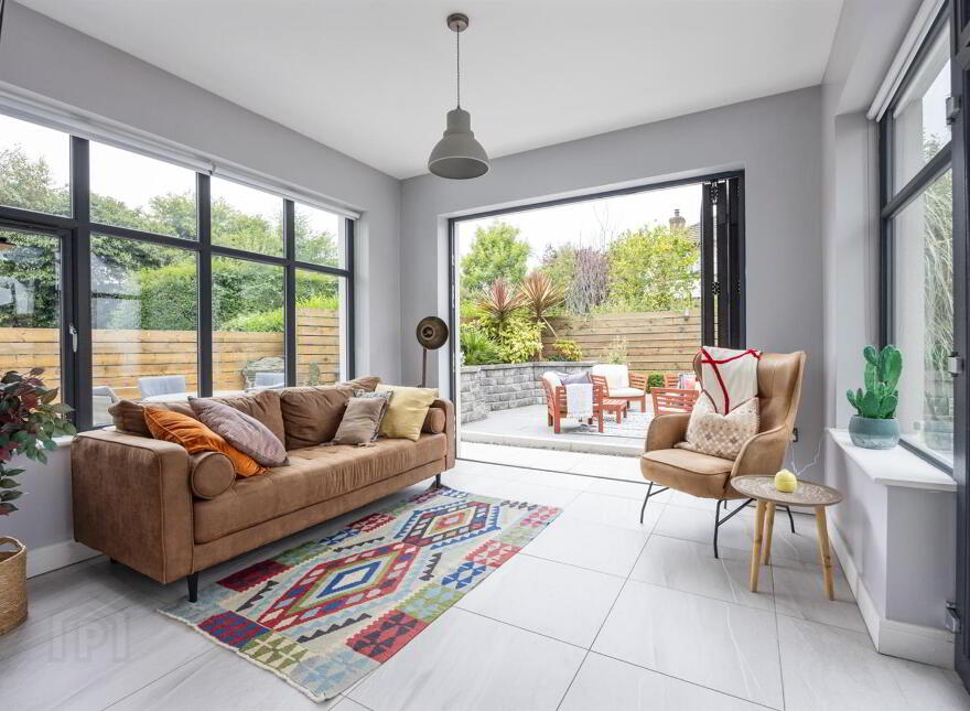 34 Shore Road, Greenisland, Carrickfergus, BT38 8UE
