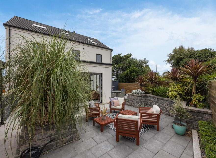 34 Shore Road, Greenisland, Carrickfergus, BT38 8UE