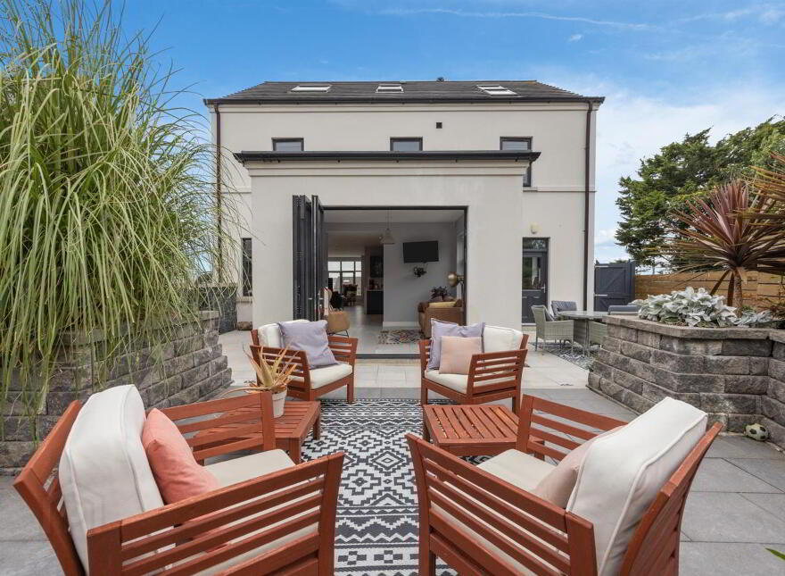 34 Shore Road, Greenisland, Carrickfergus, BT38 8UE