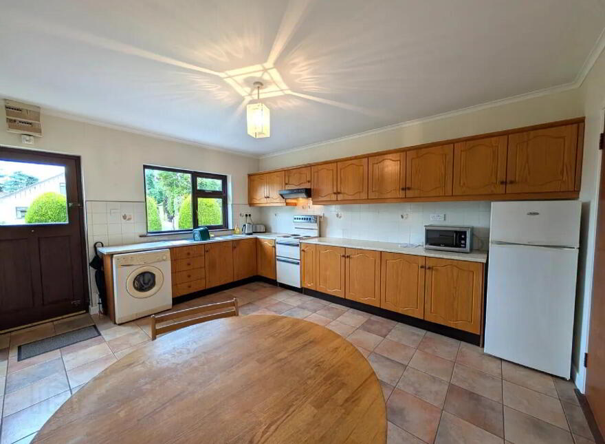 9 Ash Grove, Swinford, F12TX86