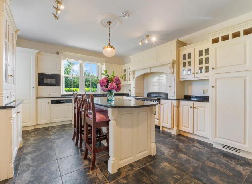 Leafy Lodge, Mayfield, Claremorris, F12D7W1