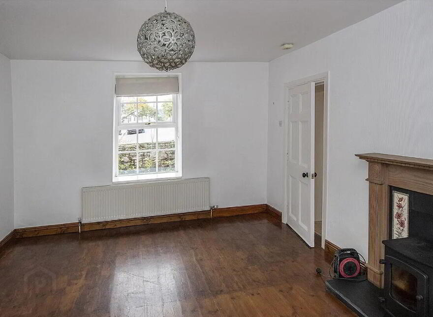 Mountain View, Chapel Place, Lismore, P51T2V9