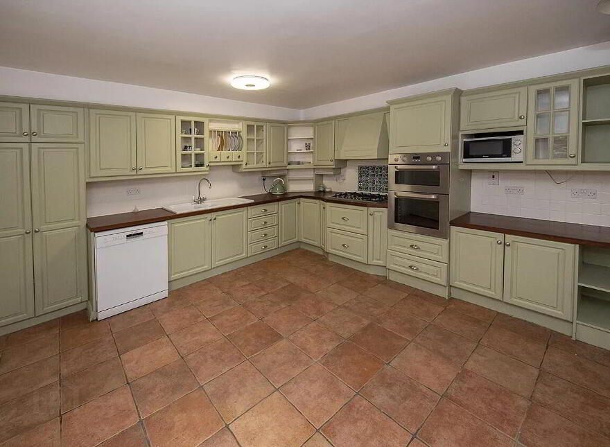 Mountain View, Chapel Place, Lismore, P51T2V9