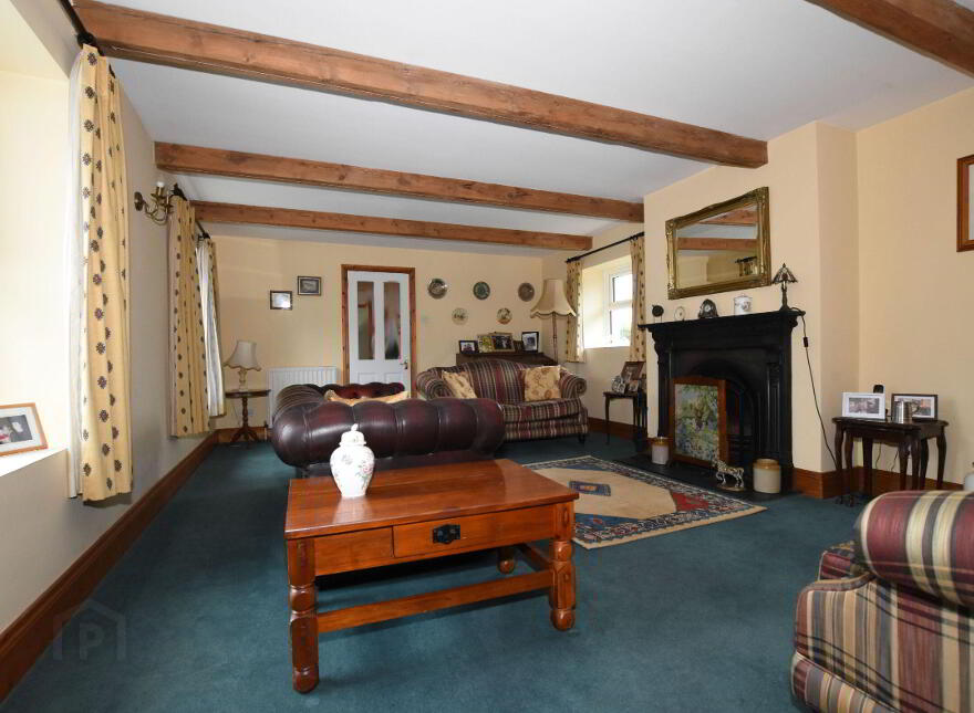 61 Ballycreen Road, Ballynahinch, BT24 8UB