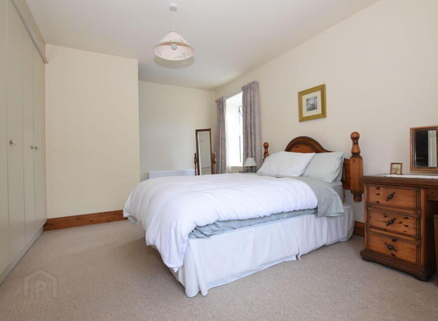 61 Ballycreen Road, Ballynahinch, BT24 8UB