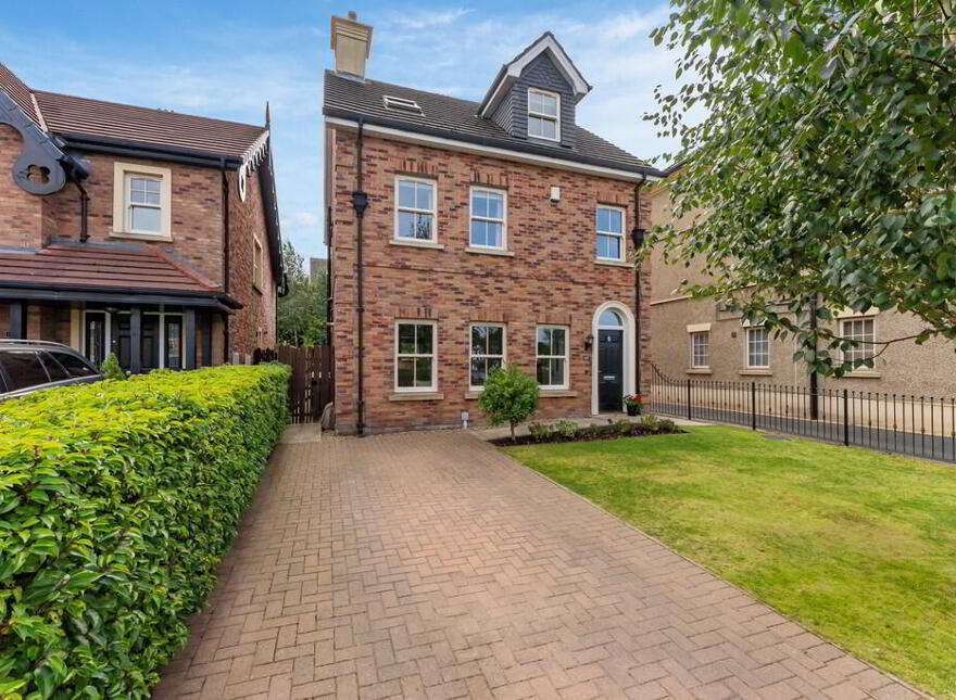 127 Ballantine Gardens, Lisburn, BT27 5FJ