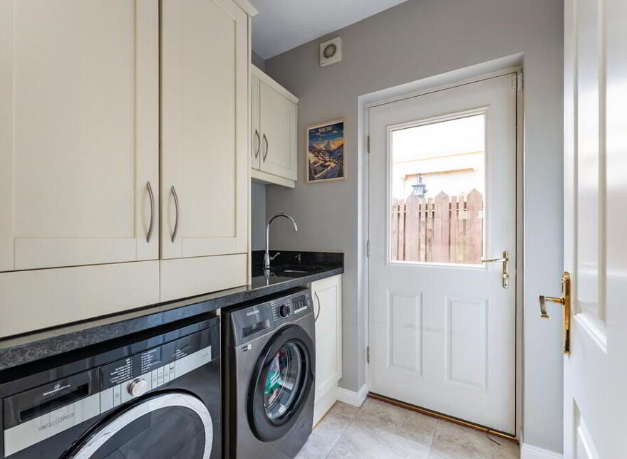 127 Ballantine Gardens, Lisburn, BT27 5FJ