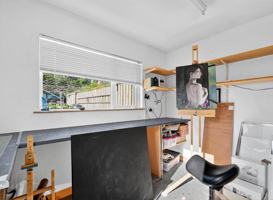 9 Luxor Gardens, Off Martinez Avenue, Belfast, BT5 5NB