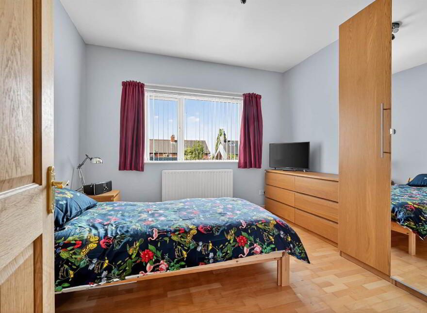 9 Luxor Gardens, Off Martinez Avenue, Belfast, BT5 5NB
